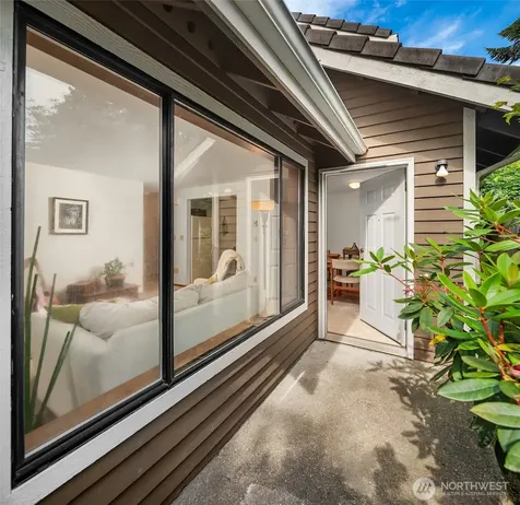 17320 97th Place SW Vashon WA 98070