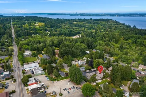 17320 97th Place SW Vashon WA 98070