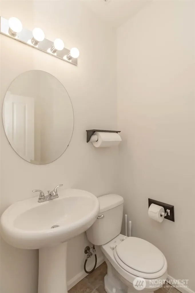 2714 67th Court SE Auburn WA 98092
