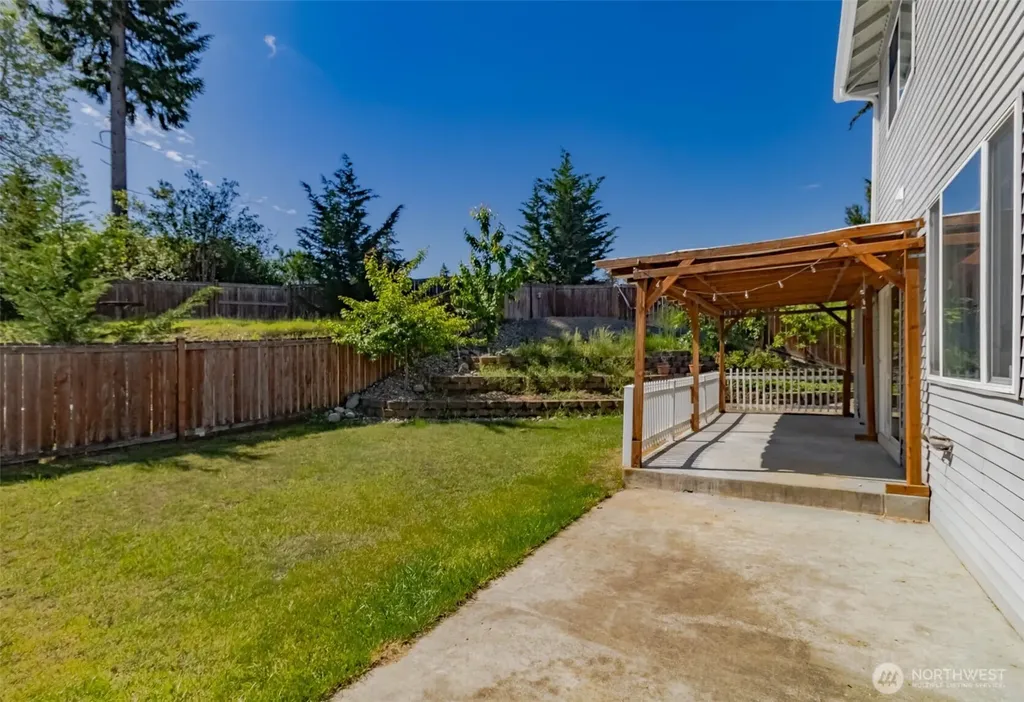 2714 67th Court SE Auburn WA 98092