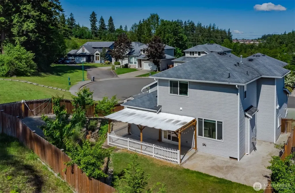 2714 67th Court SE Auburn WA 98092