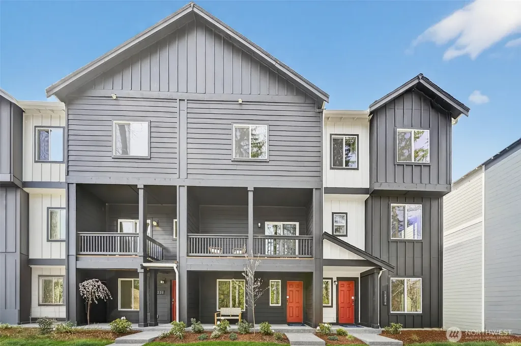 34148 Emerald Ridge Avenue SE Black Diamond WA 98010