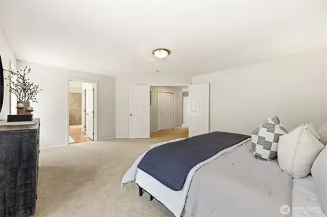 17430 57th Avenue W Lynnwood WA 98037