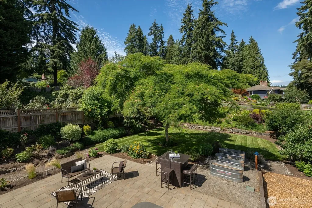3726 NE 165th Street Lake Forest Park WA 98155