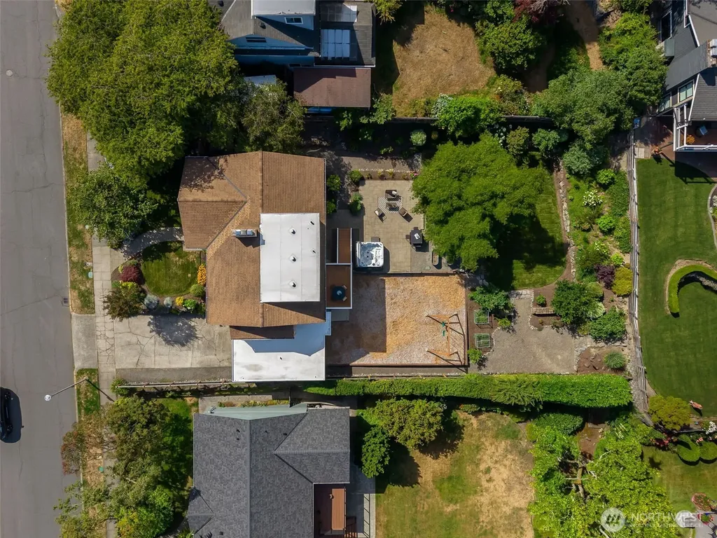 3726 NE 165th Street Lake Forest Park WA 98155