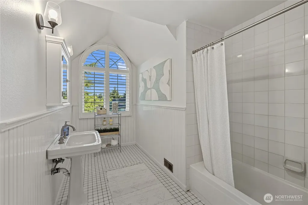 23837 SE 45th Street Sammamish WA 98029