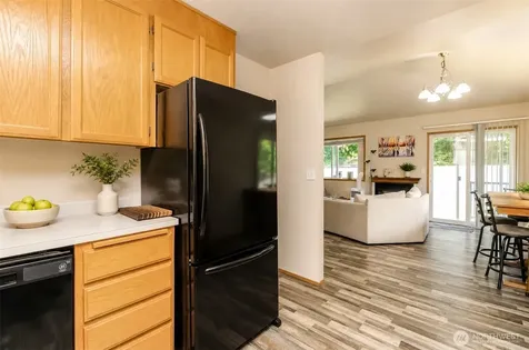 11002 72nd Avenue E Puyallup WA 98373
