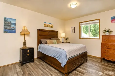 11002 72nd Avenue E Puyallup WA 98373