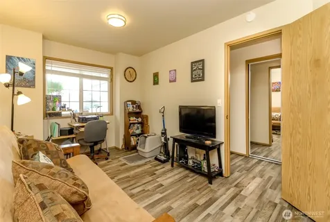 11002 72nd Avenue E Puyallup WA 98373