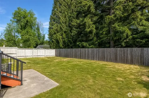 11002 72nd Avenue E Puyallup WA 98373