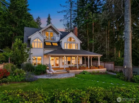 10058 NE Lafayette Avenue Bainbridge Island WA 98110