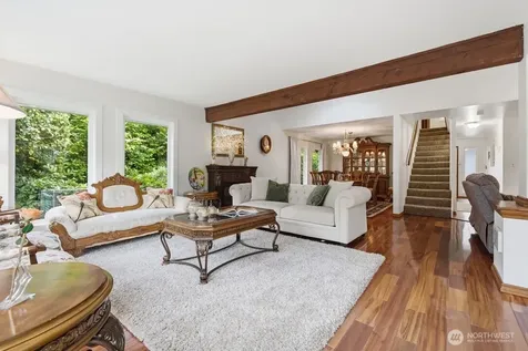 26420 Lake Fenwick Road S Kent WA 98032