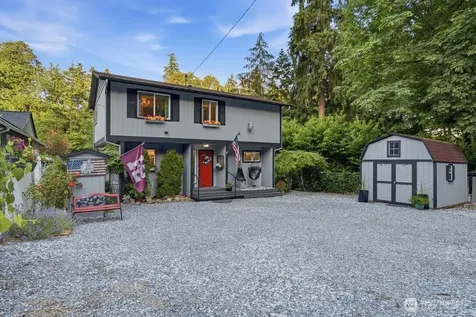 26420 Lake Fenwick Road S Kent WA 98032