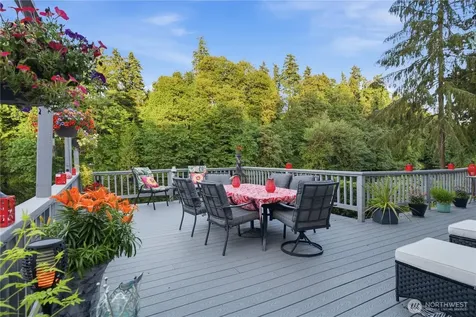26420 Lake Fenwick Road S Kent WA 98032