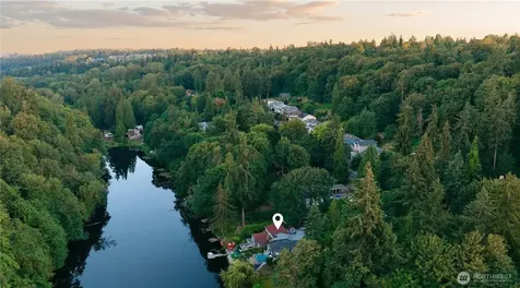 26420 Lake Fenwick Road S Kent WA 98032