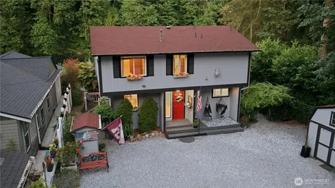 26420 Lake Fenwick Road S Kent WA 98032