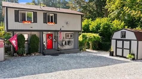 26420 Lake Fenwick Road S Kent WA 98032