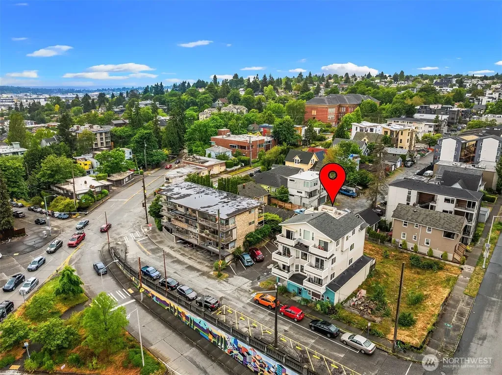 816 N 38th Street Seattle WA 98103
