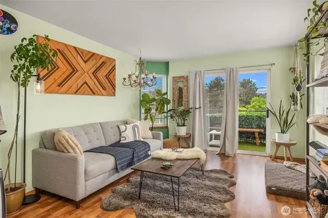 816 N 38th Street Seattle WA 98103