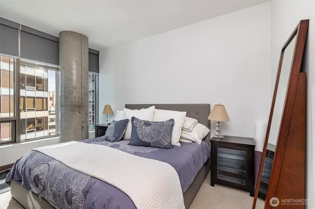 2033 2nd Avenue Seattle WA 98121