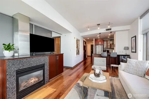 2033 2nd Avenue Seattle WA 98121