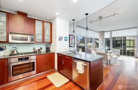 2033 2nd Avenue Seattle WA 98121