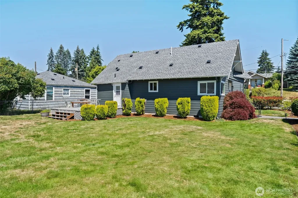 1401 S 51st Street Tacoma WA 98408