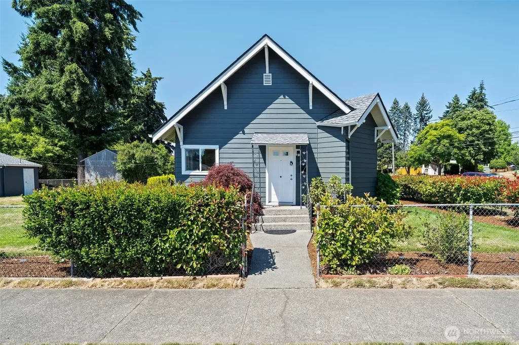 1401 S 51st Street Tacoma WA 98408