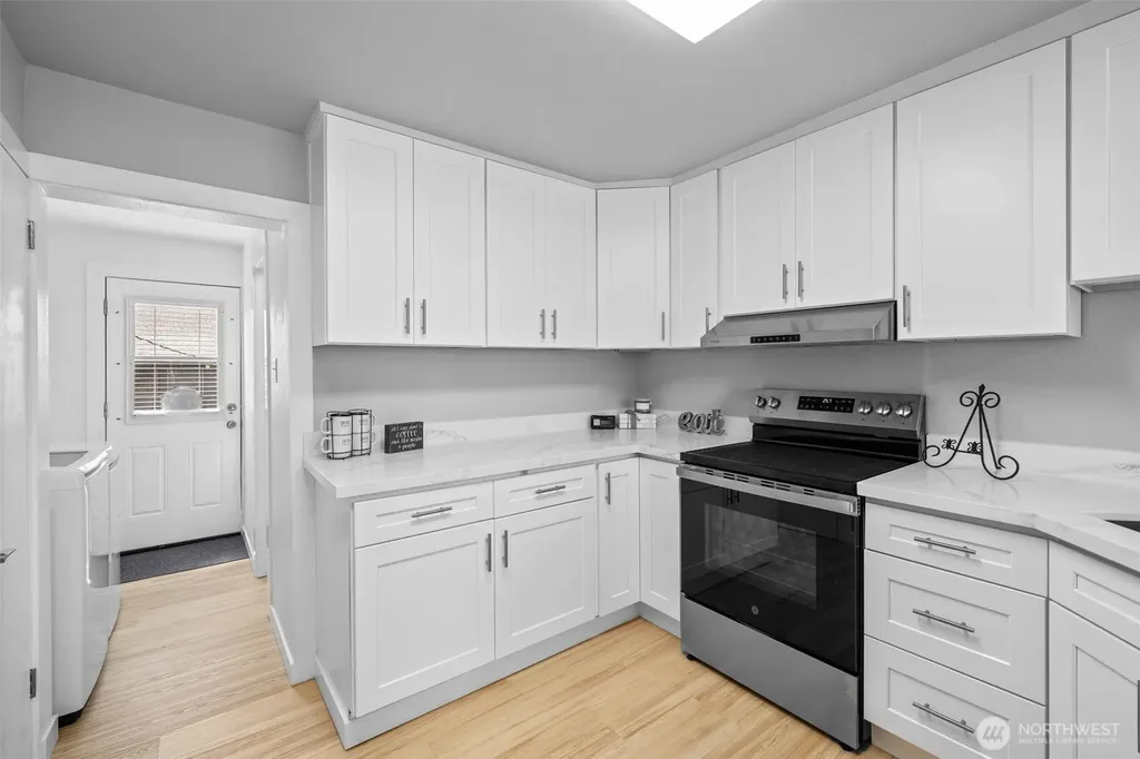 1401 S 51st Street Tacoma WA 98408