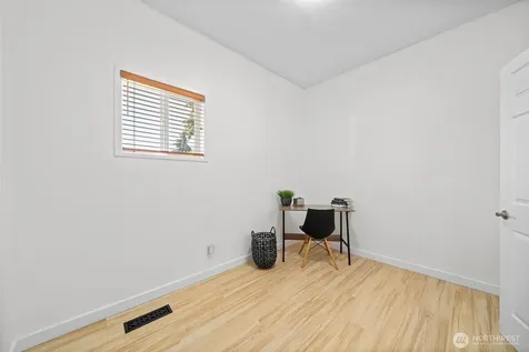 1401 S 51st Street Tacoma WA 98408