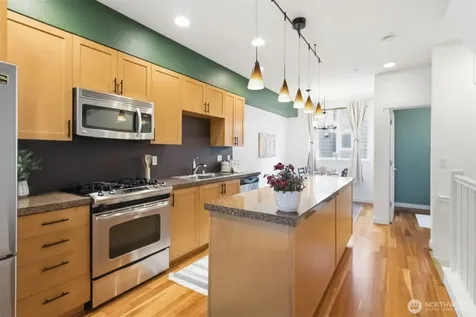 2225 NW Moraine Place Issaquah WA 98027