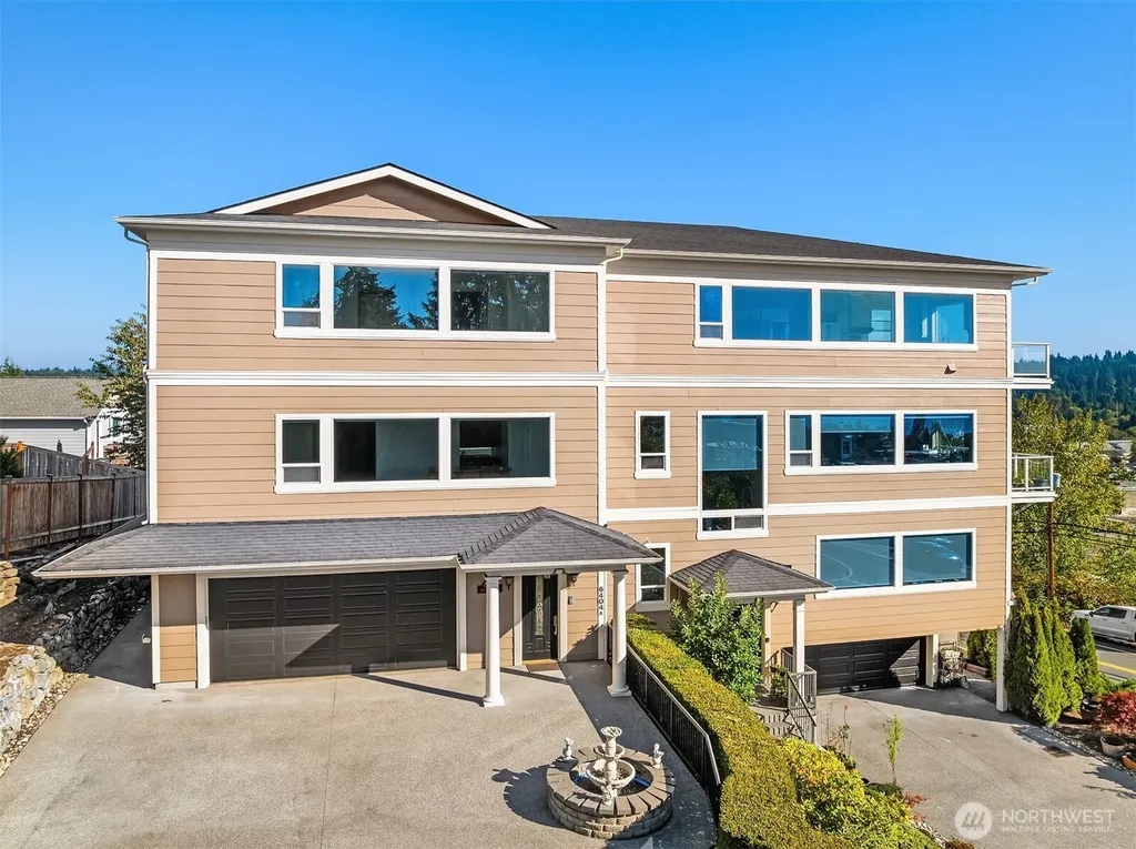 6404 NE 181st Street Kenmore WA 98028