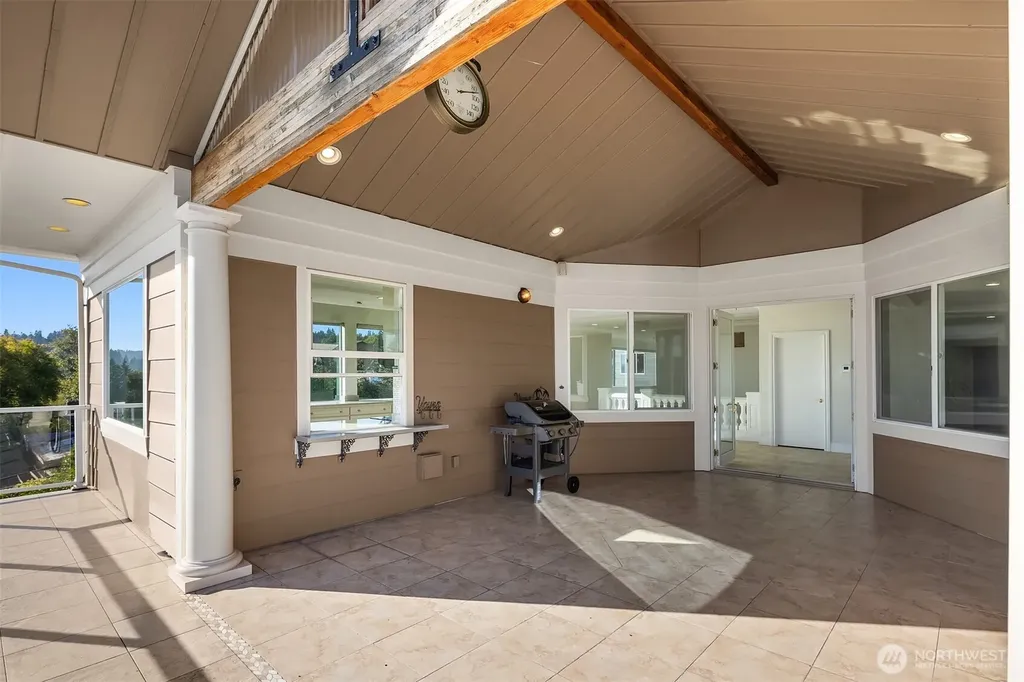 6404 NE 181st Street Kenmore WA 98028