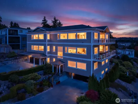 6404 NE 181st Street Kenmore WA 98028