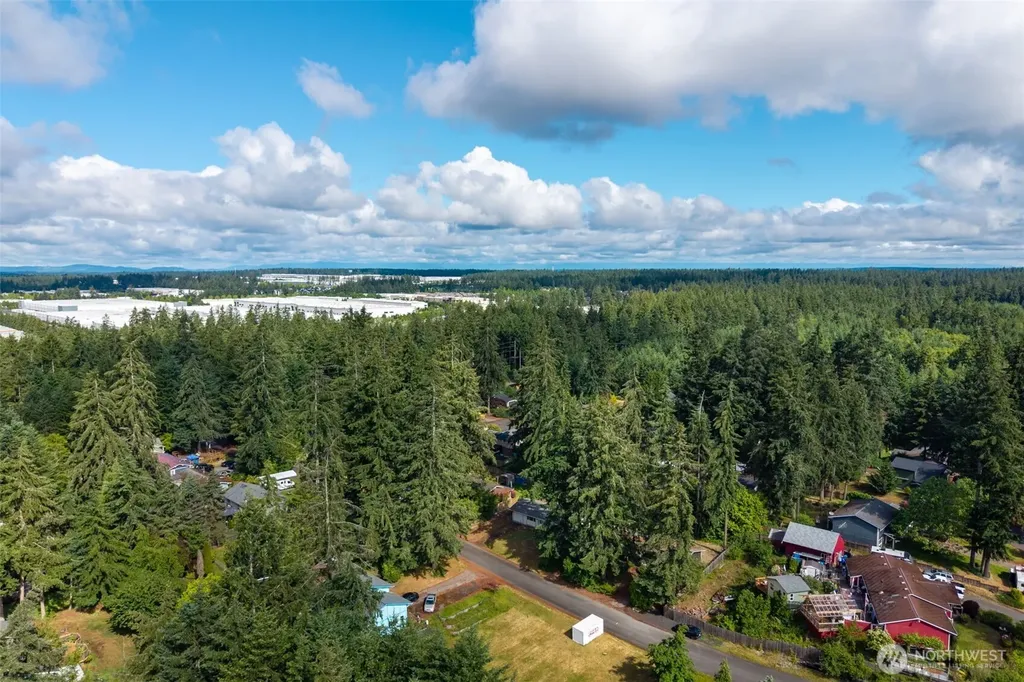 9538 Helen Avenue NE Olympia WA 98516