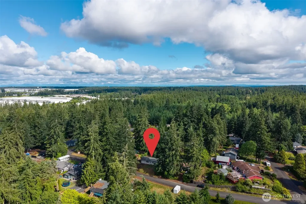 9538 Helen Avenue NE Olympia WA 98516