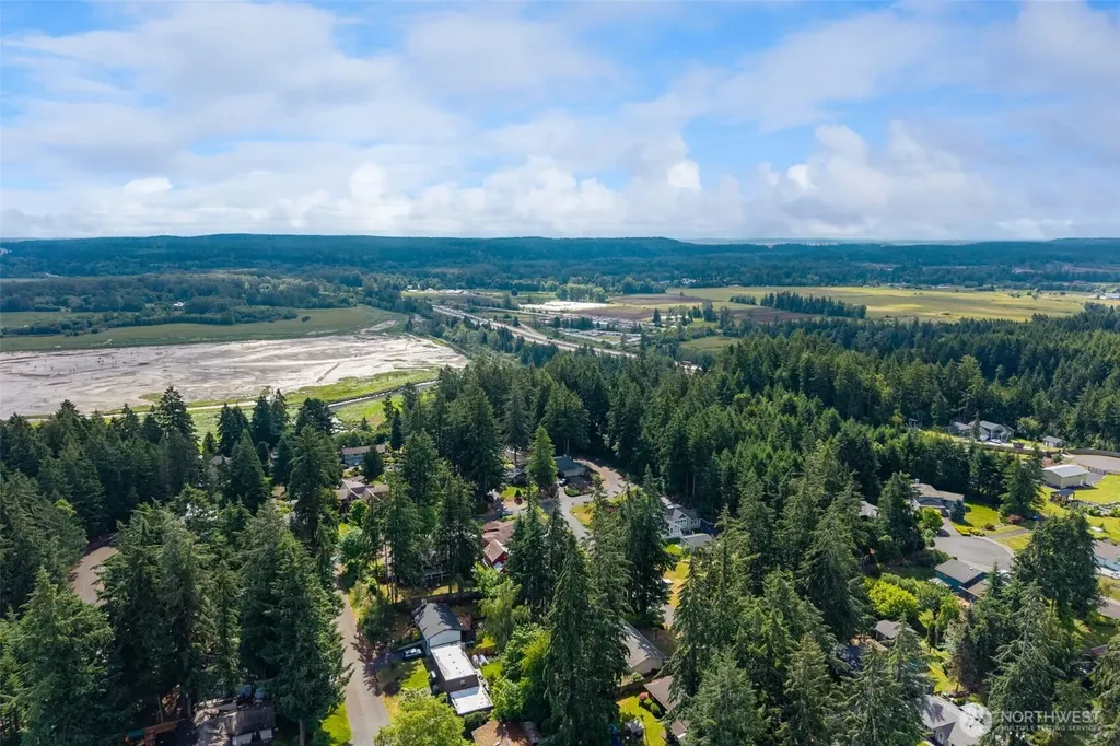9538 Helen Avenue NE Olympia WA 98516