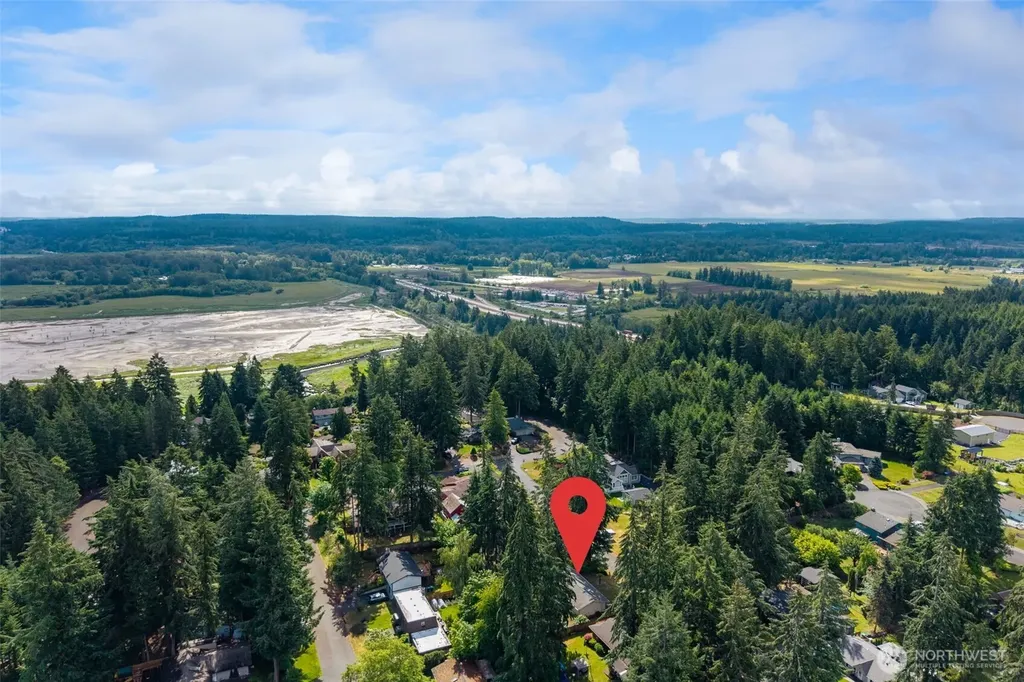 9538 Helen Avenue NE Olympia WA 98516
