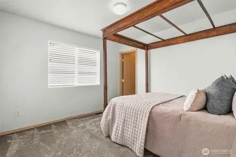 24106 236 Avenue SE Maple Valley WA 98038