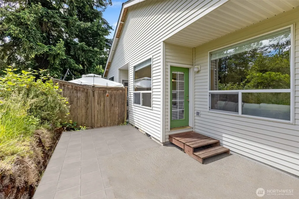 12421 63rd Avenue E Puyallup WA 98373