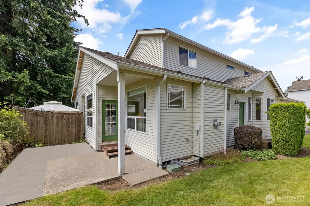 12421 63rd Avenue E Puyallup WA 98373