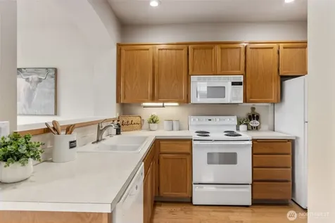 12421 63rd Avenue E Puyallup WA 98373