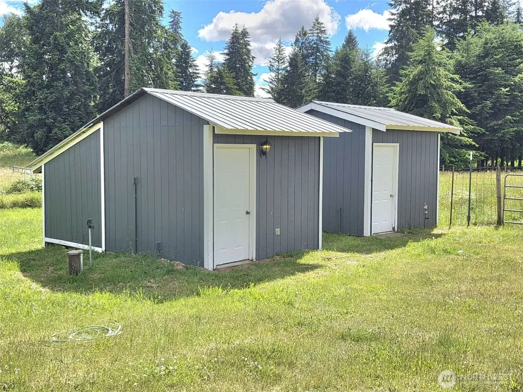 11916 Fillman Road SE Rainier WA 98576