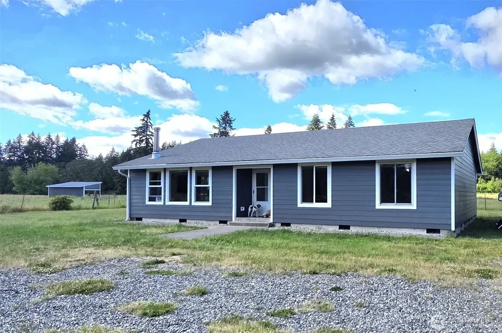 11916 Fillman Road SE Rainier WA 98576