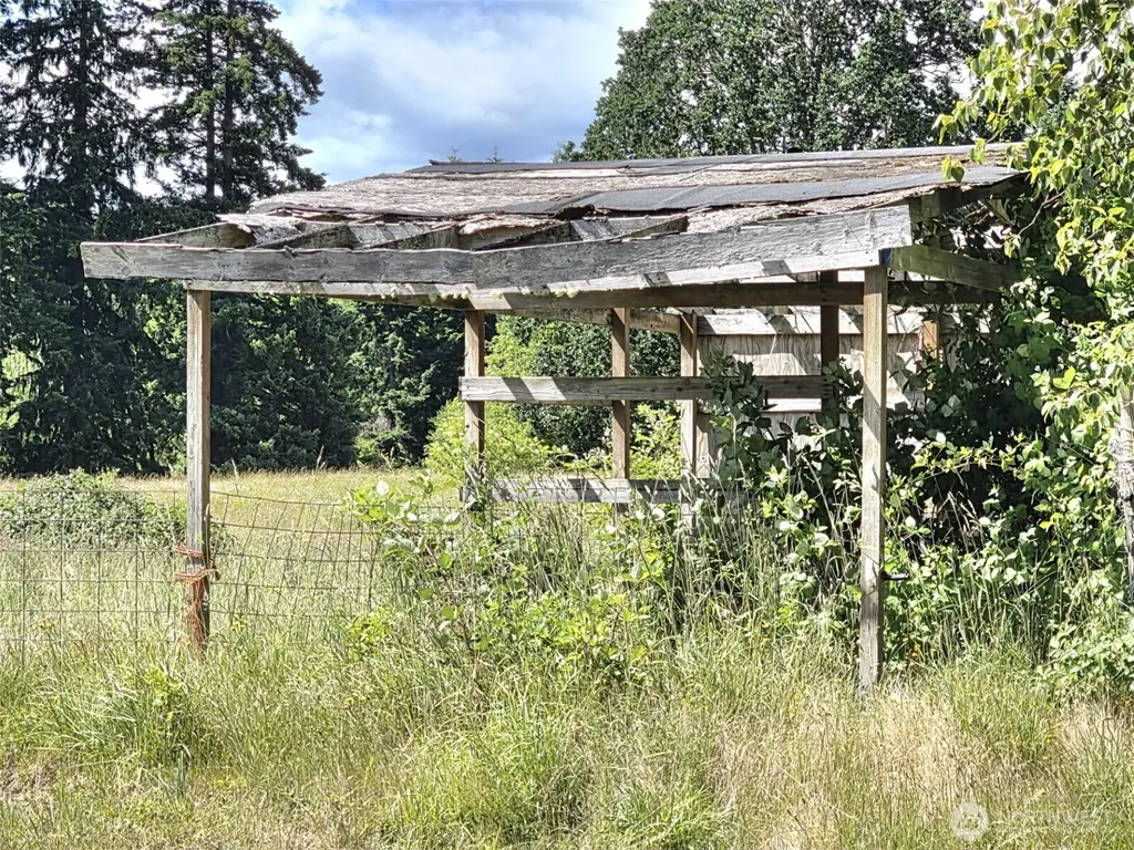 11916 Fillman Road SE Rainier WA 98576