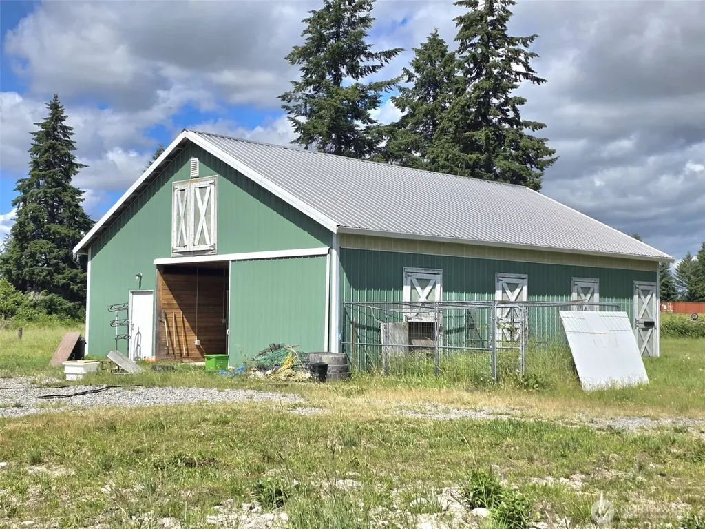 11916 Fillman Road SE Rainier WA 98576
