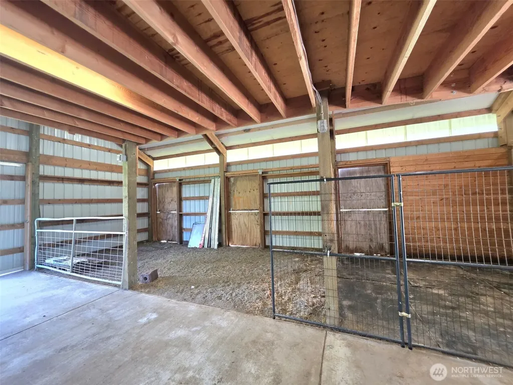 11916 Fillman Road SE Rainier WA 98576