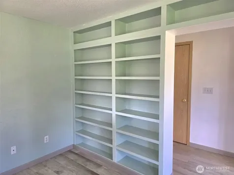 11916 Fillman Road SE Rainier WA 98576