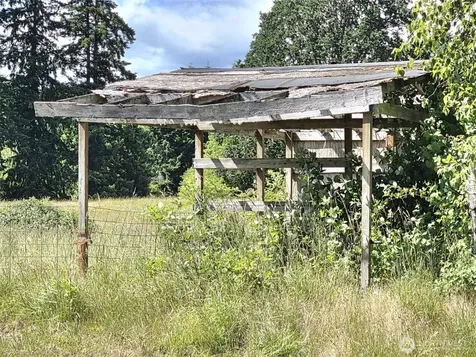 11916 Fillman Road SE Rainier WA 98576