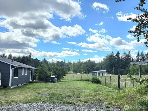 11916 Fillman Road SE Rainier WA 98576